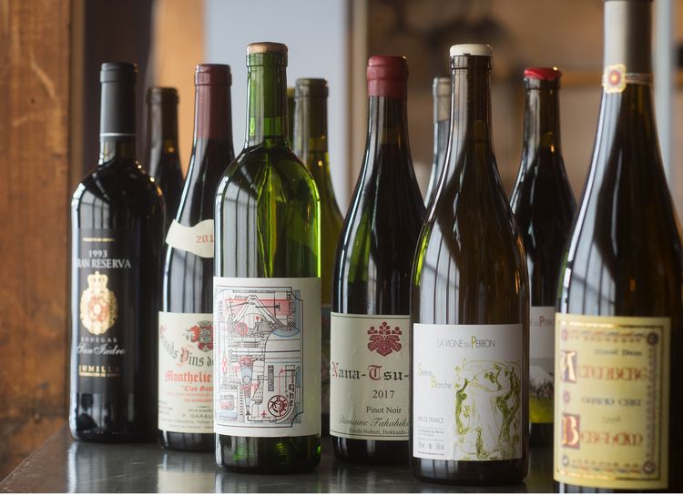 「ドメーヌ・タカヒコ ナナツモリ」「98WINEs 穀」「ドメーヌ・マルセル・ダイス アルテンベルグ・ド・ベルクハイム グランクリュ」など希少なもの、個性豊かなものがずらり