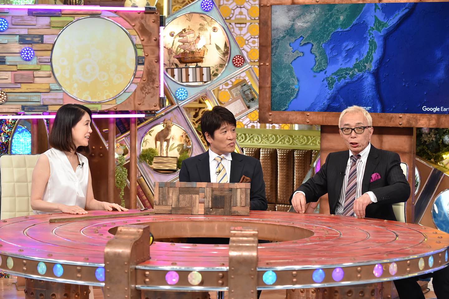 左から:林修さん、所ジョージさん、TAKAHIROさん ©ABCテレビ