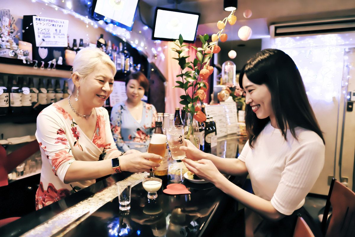 気さくなママと乾杯