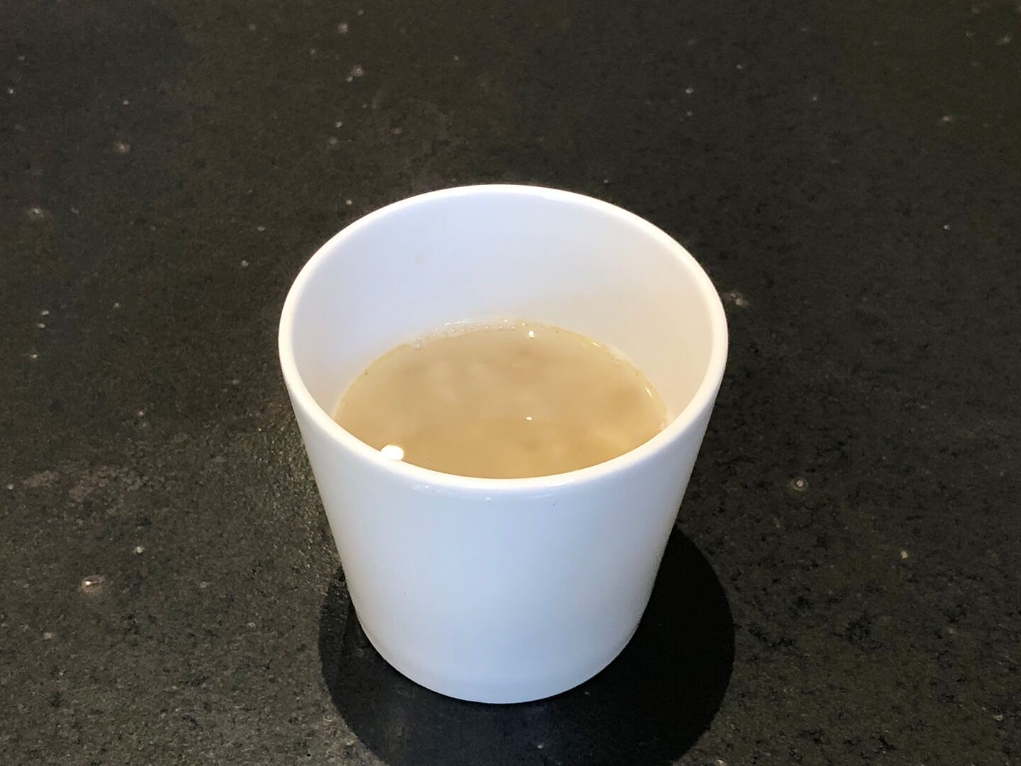 福岡・姫島のレンコ鯛と飯塚産そばの実の粥。やさしく食欲をくすぐります