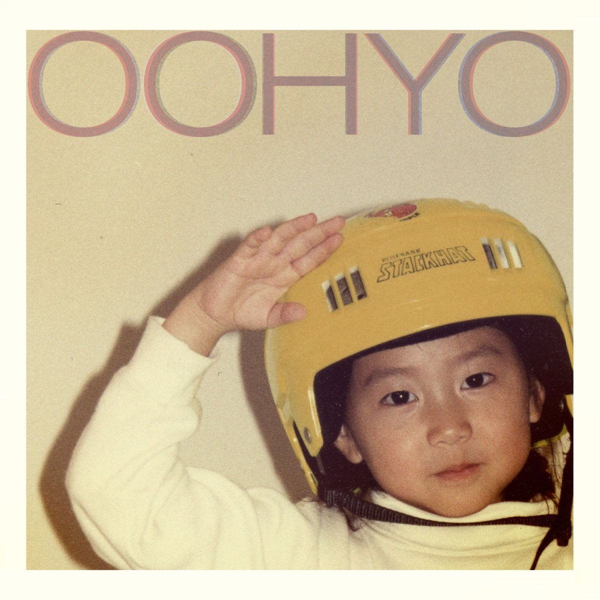 2014年リリースのOOHYO初のEP(ミニアルバム)『Girl Sense』(輸入盤)。「Vineyard」収録。
