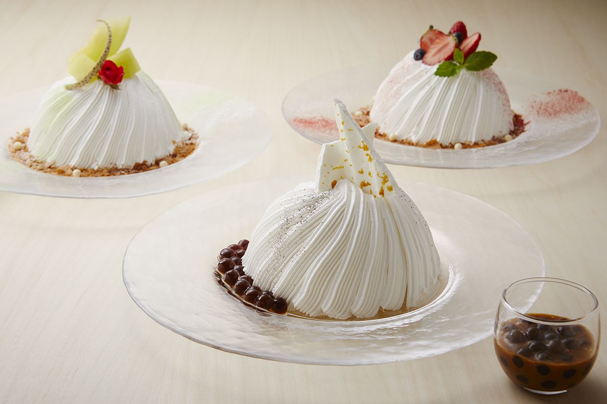 ロイヤルパークホテルのスノードームケーキ