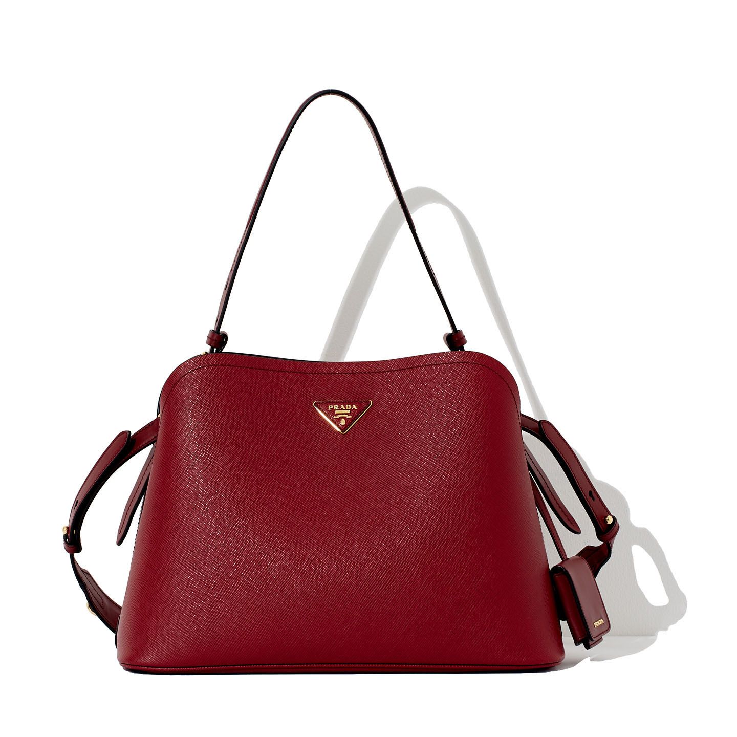 バッグ「プラダ マチネ」¥321,000/予定価格【縦26×横35.5×マチ16㎝、ワインレッド】