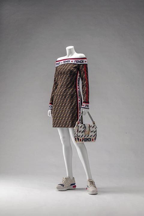 FENDI(カール・ラガーフェルド)2018年京都服飾文化研究財団所蔵、畠山崇撮影