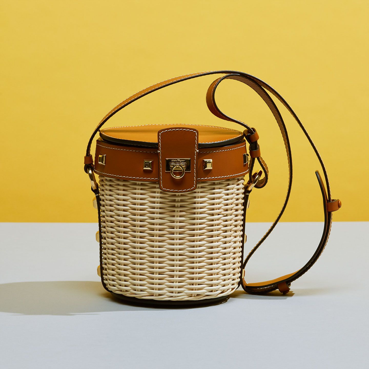 バッグ¥270,000【縦20×横18×マチ17cm】