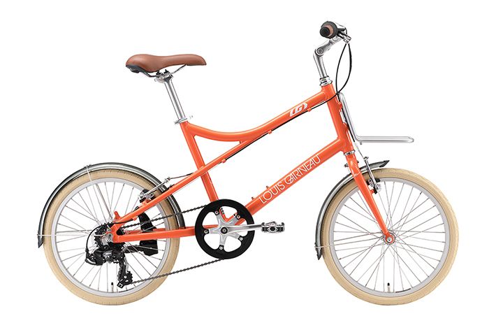 「EASEL7.0 APRICOT(イーゼル7.0 アプリコット)」(¥49,073)
