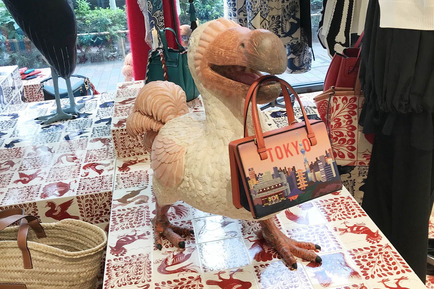 バッグ_3,限定品_1,ファッションニュース_4