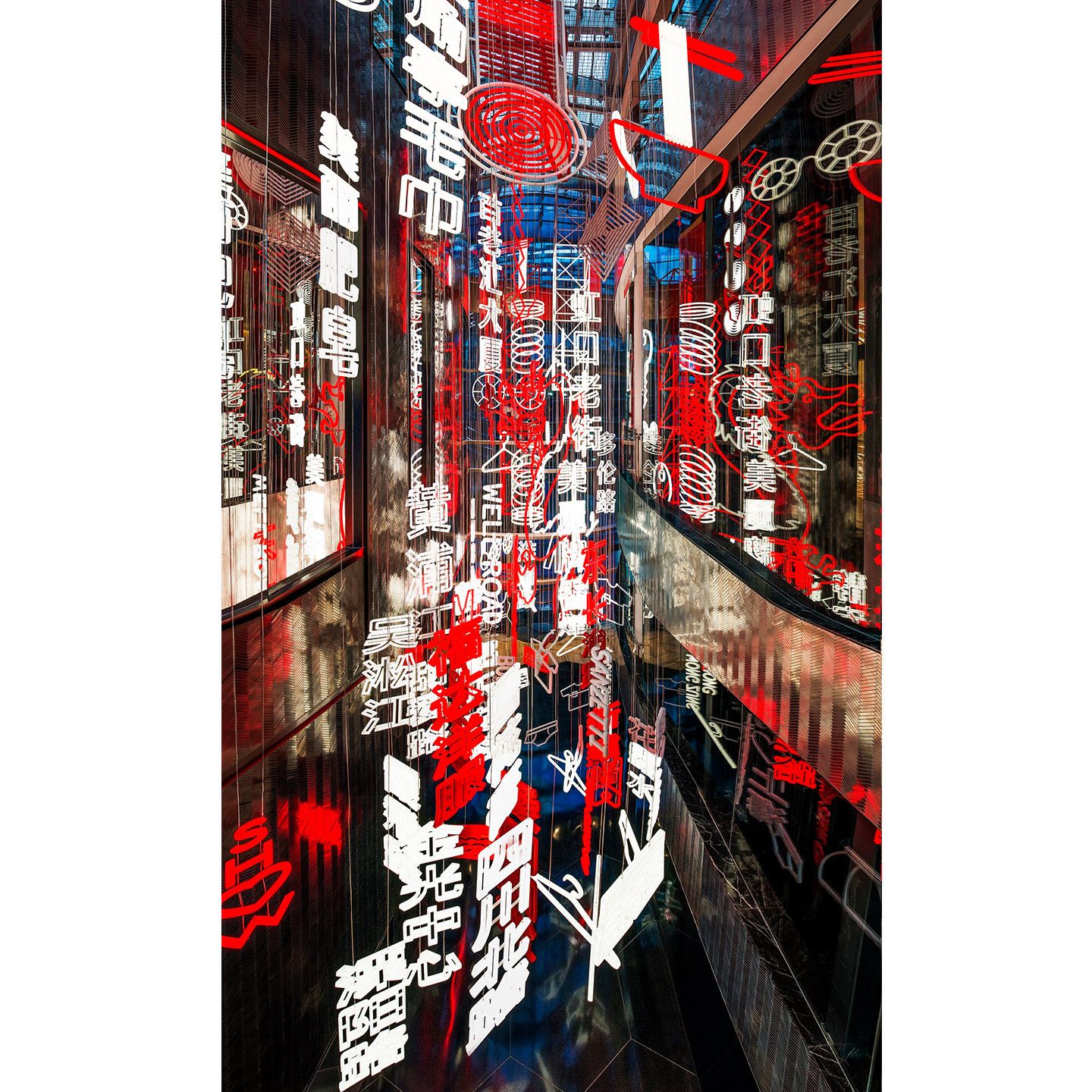 目を向けた先には必ずアートなこだわりがあるW上海―外灘。これは館内で最大かつシグネチャーなアートピース