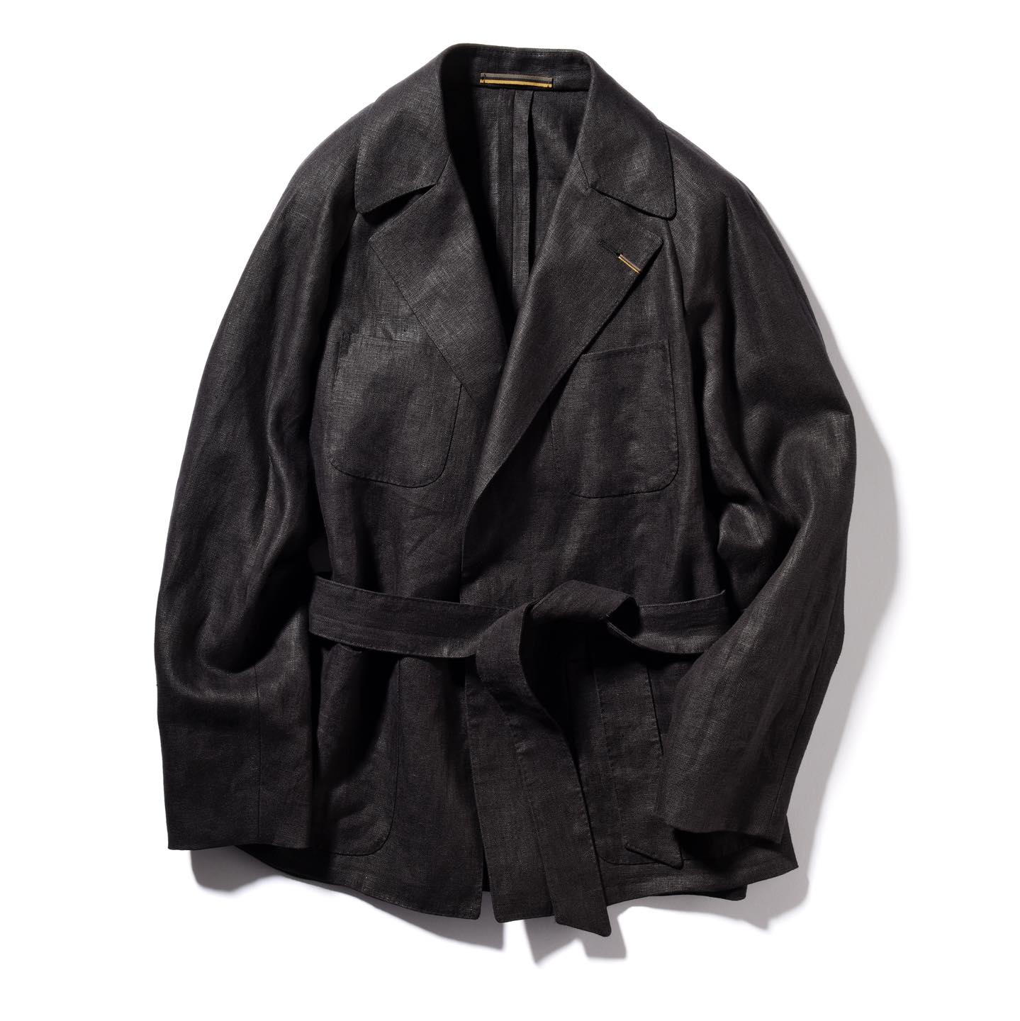 ジャケット¥195,000(ストラスブルゴ〈オルビウム〉)
