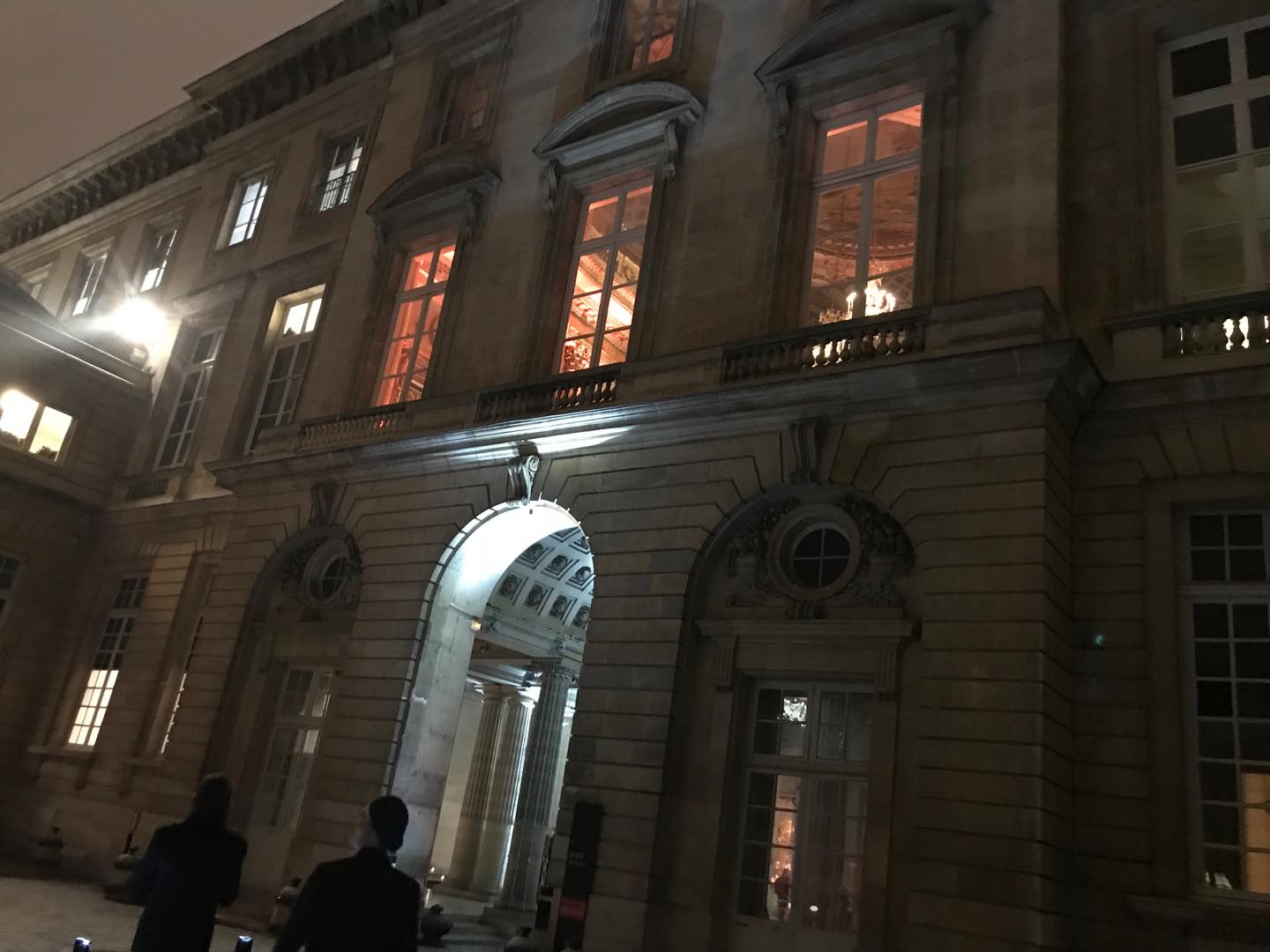 展覧会の後は、カクテルパーティーが開催されました。会場は造幣局の2階です。