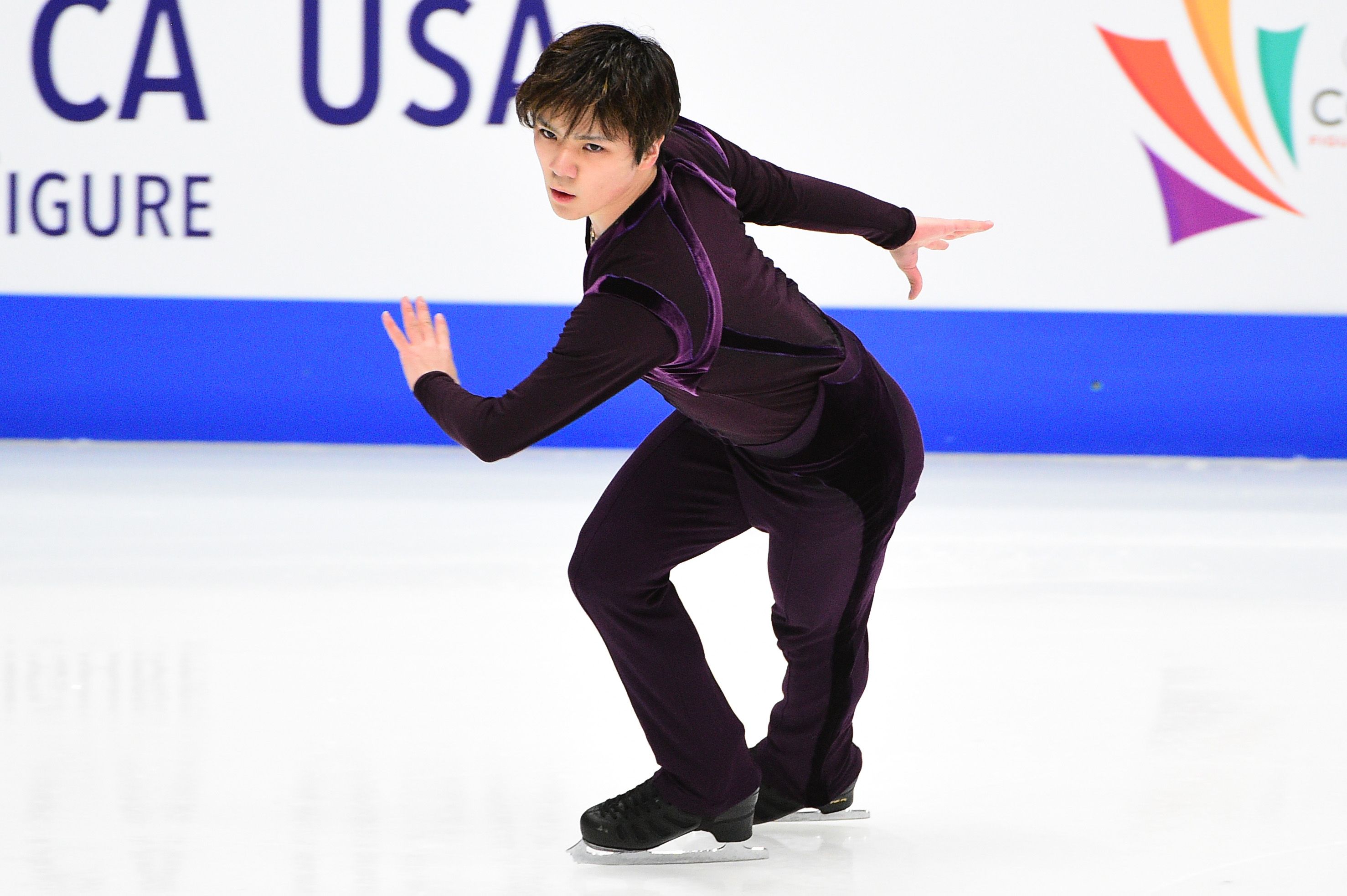 演技する宇野昌磨選手