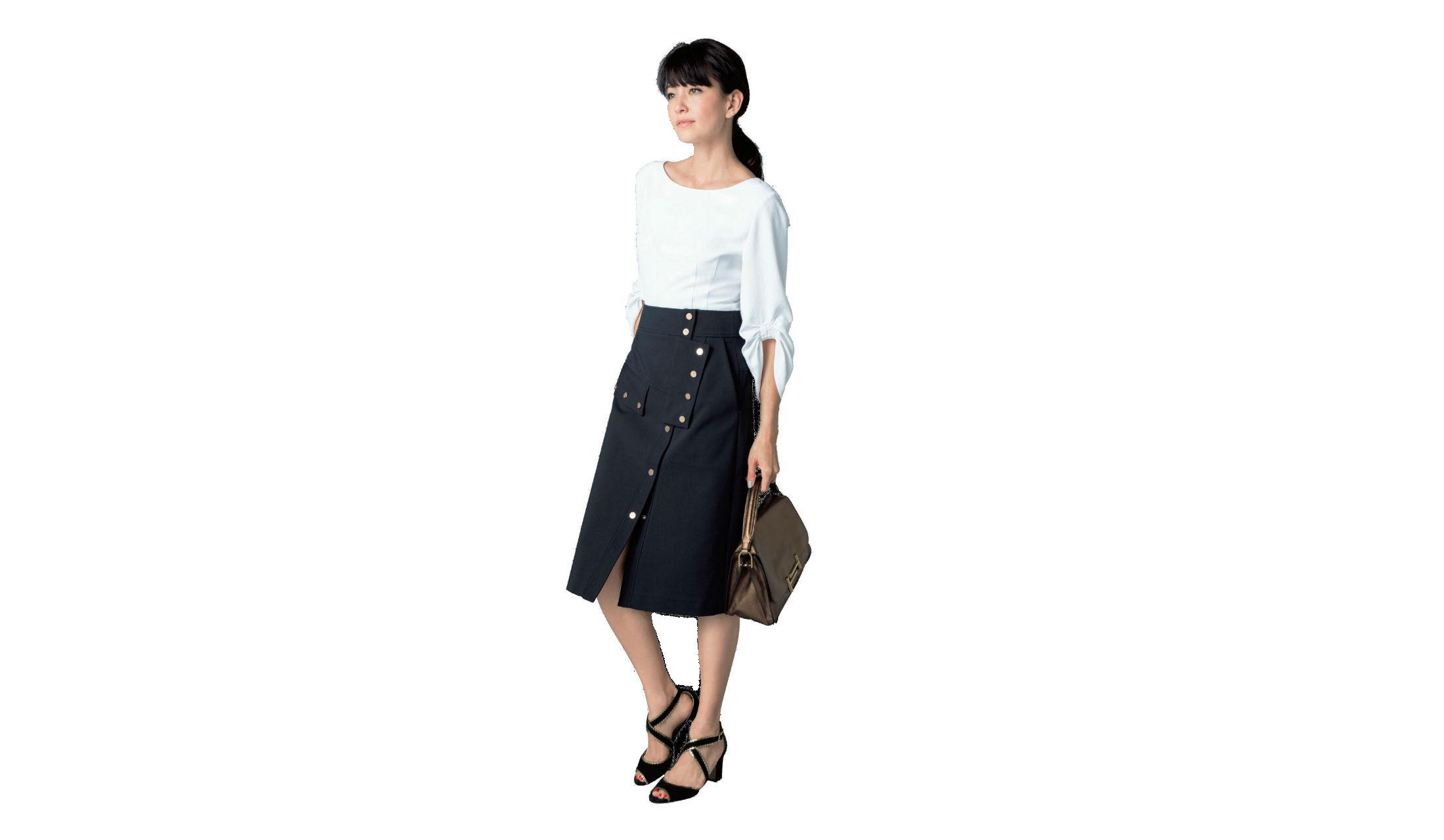 ブラウス¥48,000・スカート¥48,000(ユニット&ゲスト〈Tibi〉) バッグ¥199,000(トッズ・ジャパン) 靴¥98,000(JIMMY CHOO)