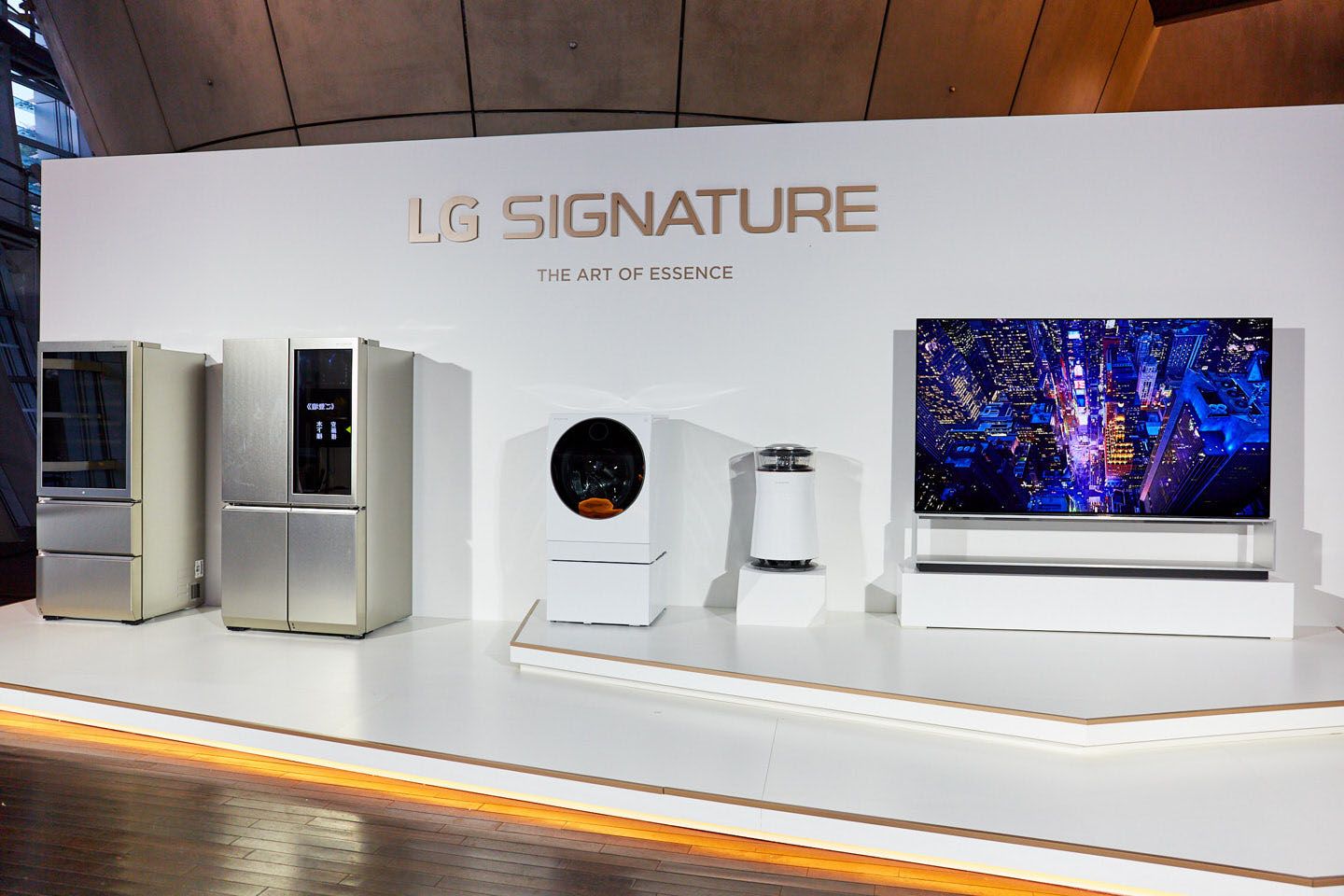 登壇されたみなさんが、LG SIGNATUREのクオリティに満足しているのが伝わった製品ラインナップ