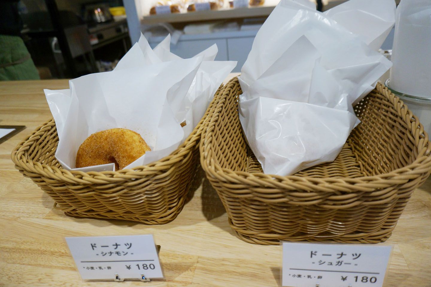 新店舗の看板商品「ドーナツ」