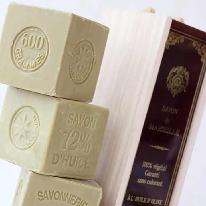 「オリーブビッグキューブギフト」(SAVON de MARSEILLE:サボンドマルセイユ)価格:¥7,408