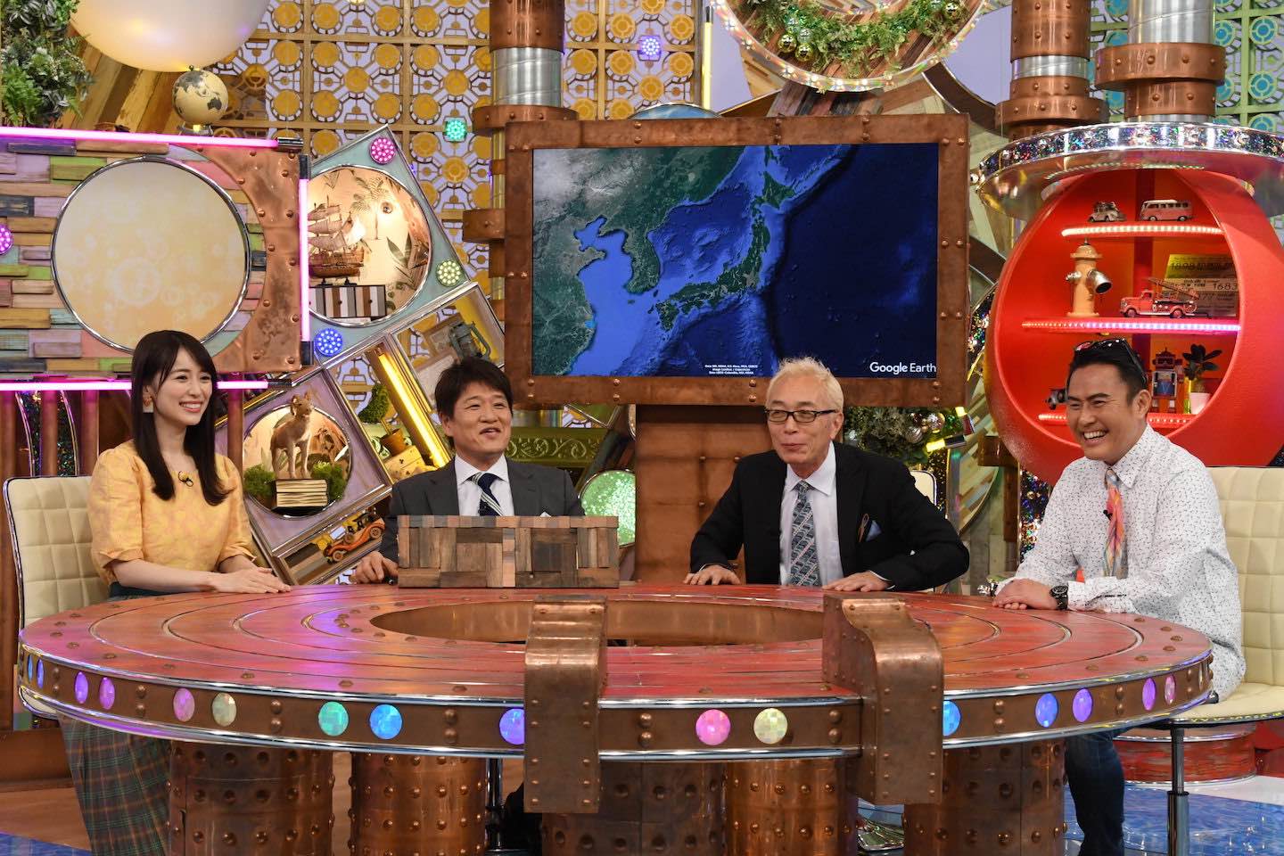©ABCテレビ 左から:泉里香さん、林修さん、所ジョージさん、市川右團次さん