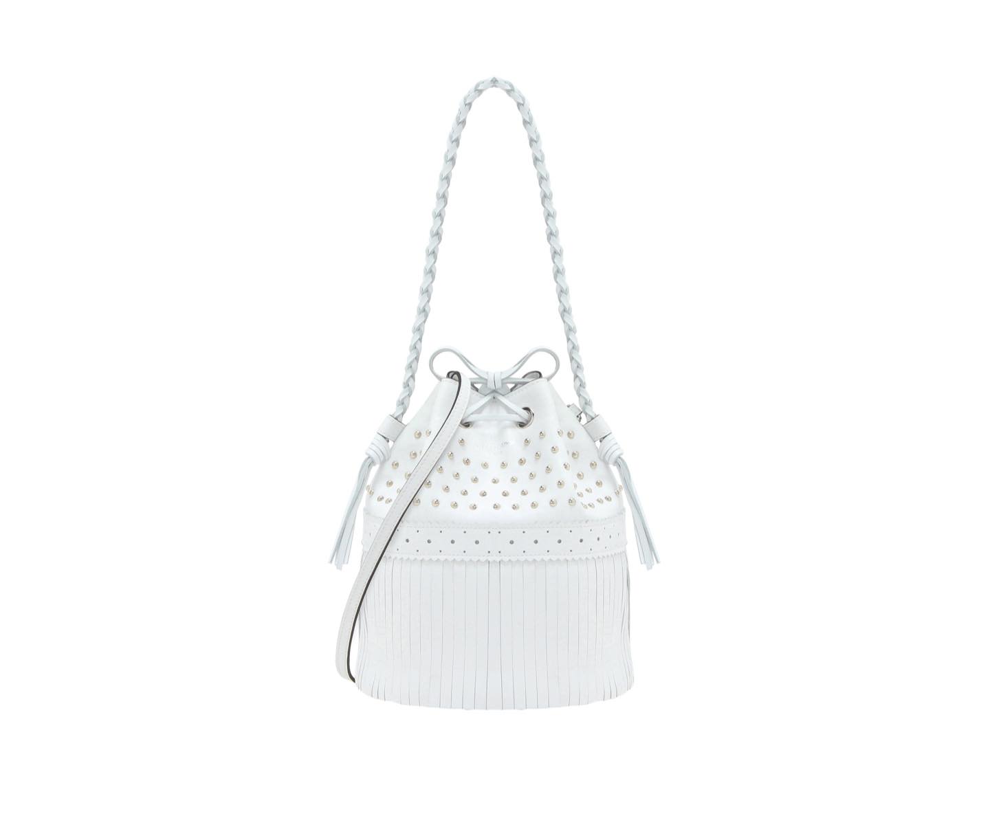 ホワイトレザーにシルバーのスタッズがリッチに映えて。『CARNIVAL M WHITE(STUDS)』¥157,000(税抜き)