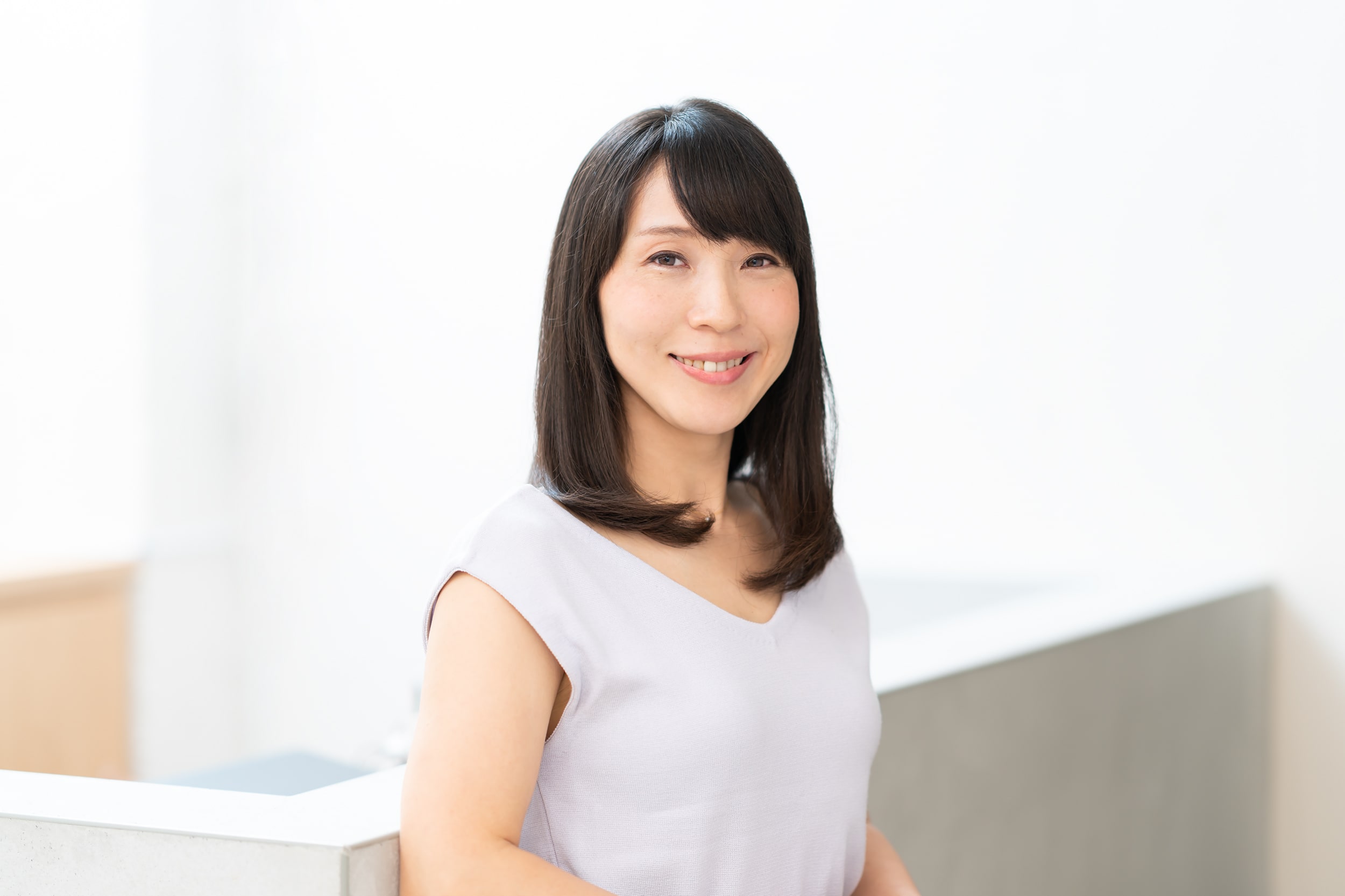 ■「毛先だけ」内巻きにパーマをかけた上品スタイル