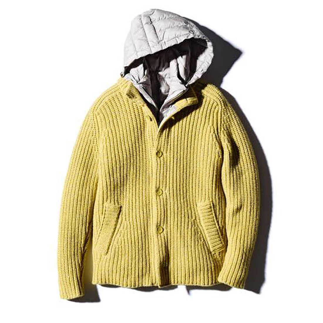 コート¥205,000(ヘルノ・ジャパン)