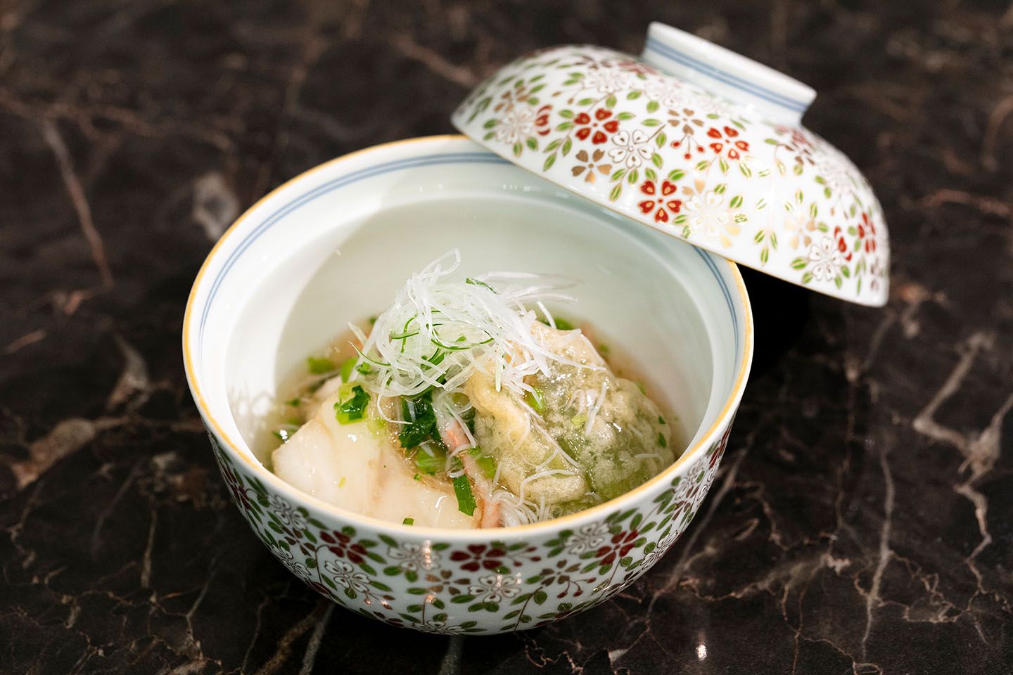 下関産 クエとふきのとう 百年餅の揚げだし 蟹と菜の花の餡かけ