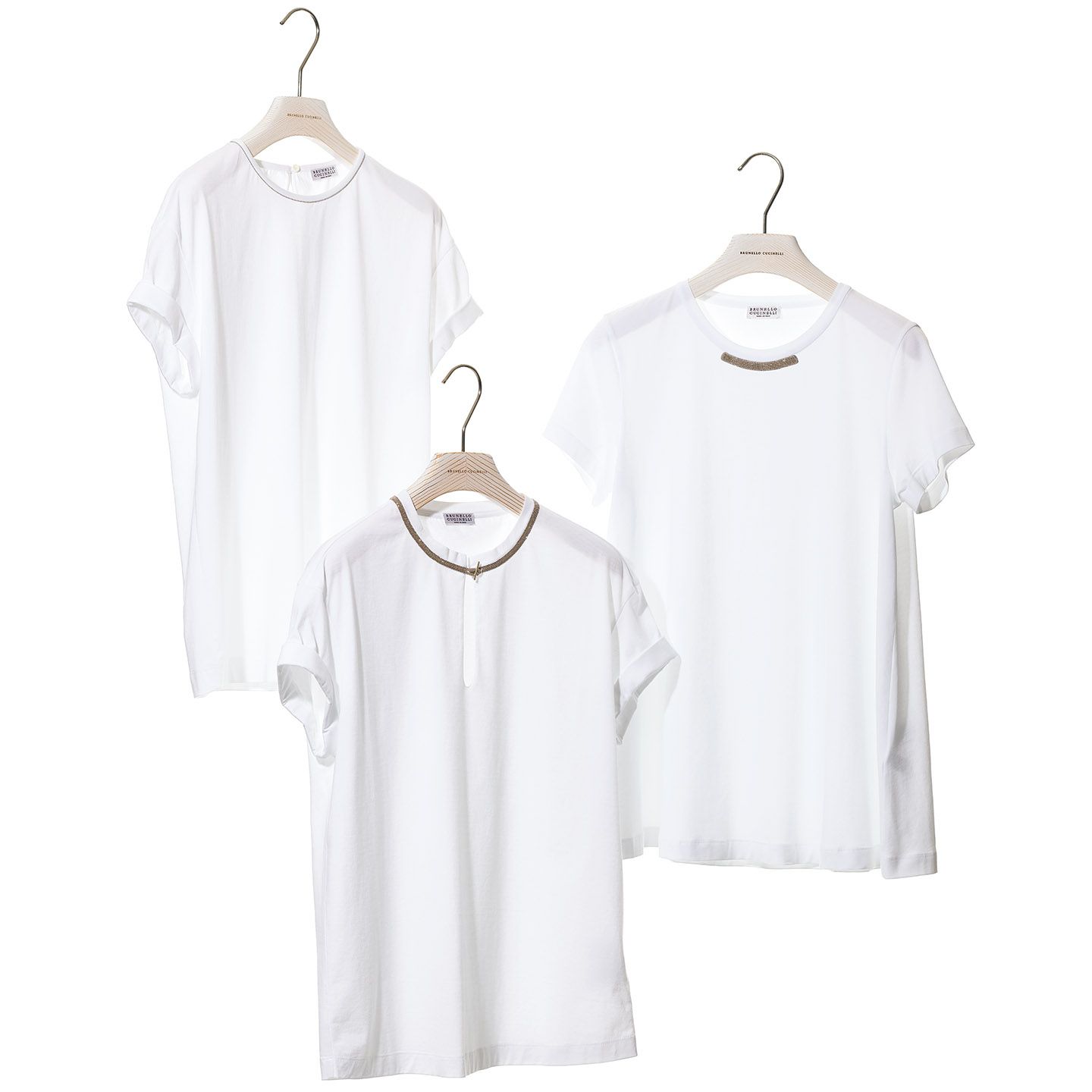 左上から反時計回りに/Tシャツ¥73,000・¥87,000・¥73,000(ブルネロ クチネリ ジャパン)