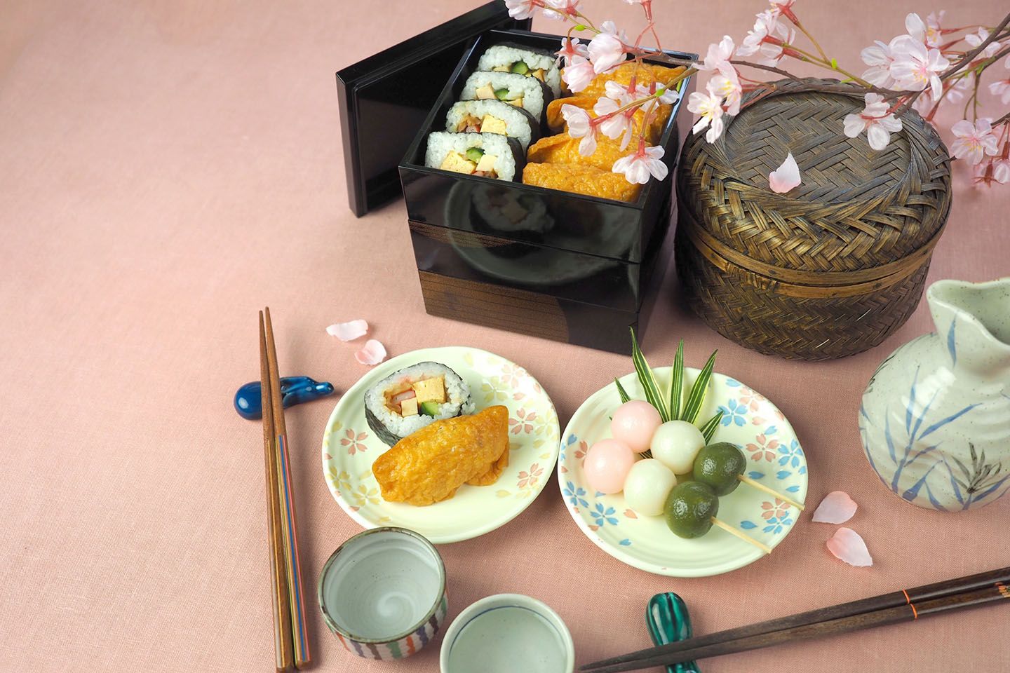 添え物がいなり寿司をよりおいしくしてくれます。