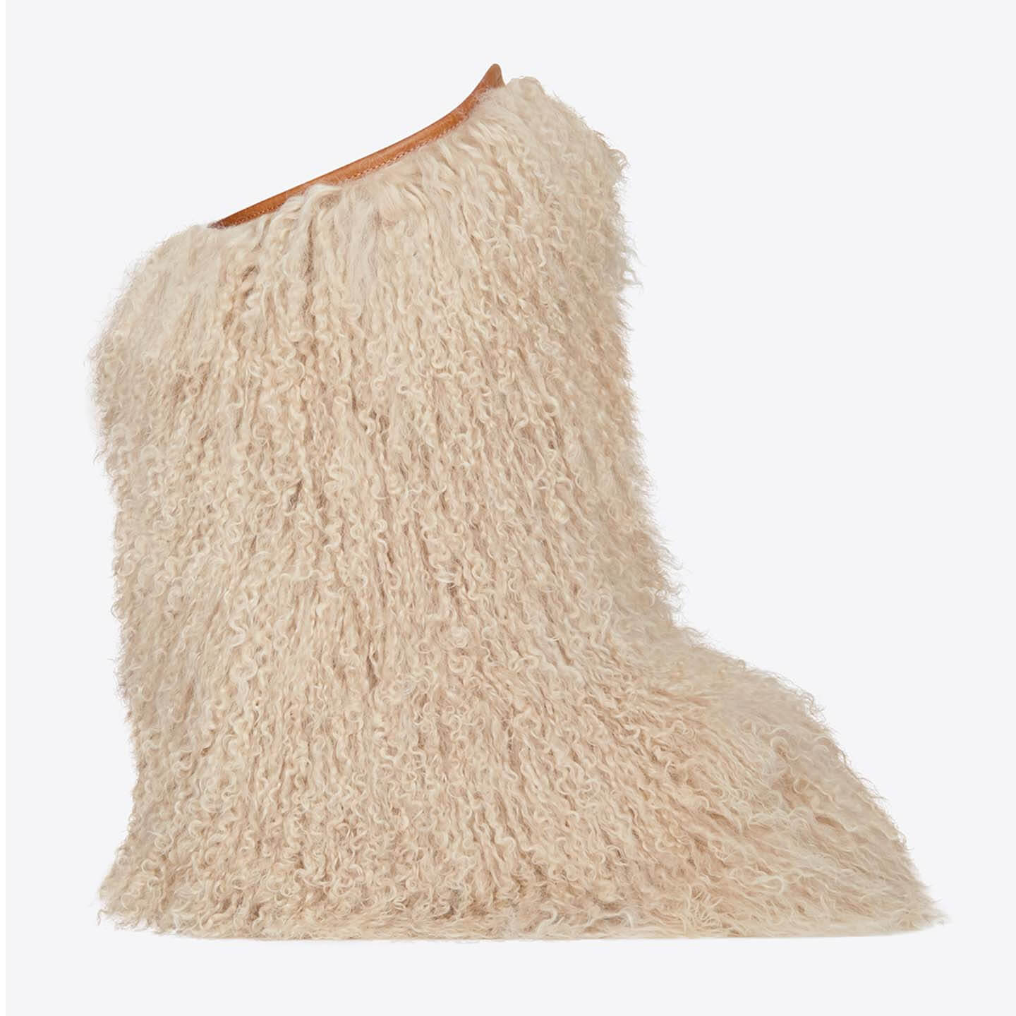 SAINT LAURENT(サンローラン)のブーツ「FURRY(フリー)」