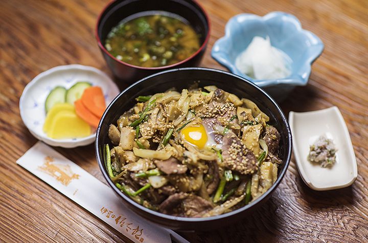 紅葉丼(もみじどん) ¥1,600(税抜)