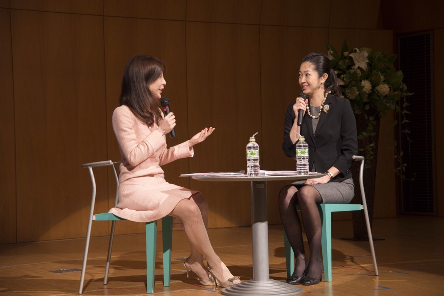 歯科医師会で講演している様子
