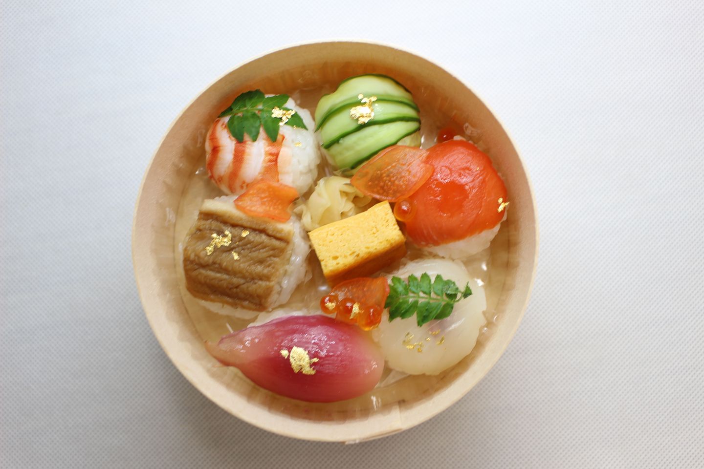 おかげ手毬寿司 ¥1,620(税込)「旬菜三山」GINZA SIX B2F