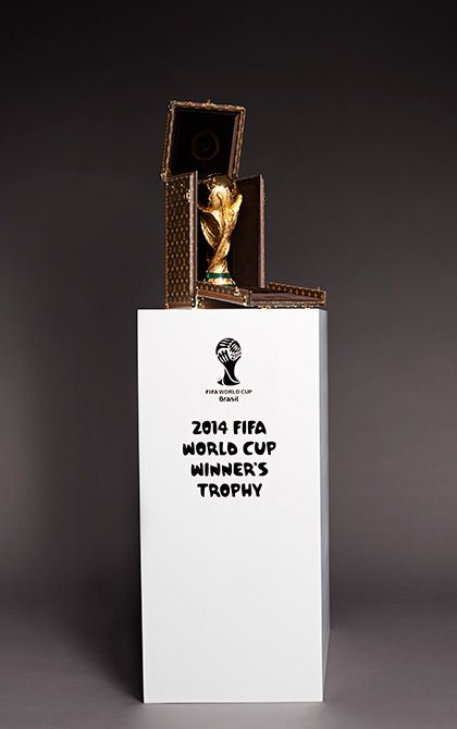 2014年のFIFA ワールドカップ™にてルイ・ヴィトンが製作したトロフィーケース