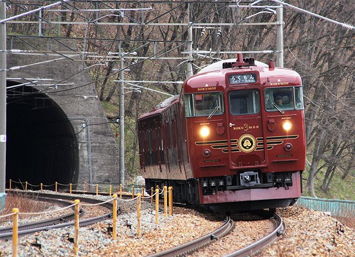 しなの鉄道「ろくもん」
