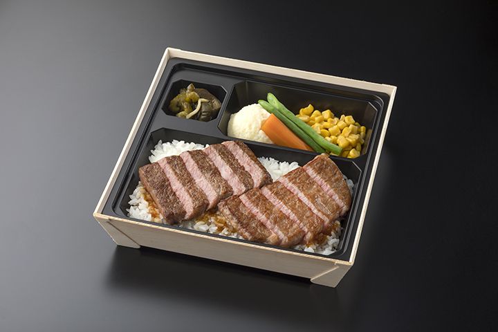 「W ステーキ弁当」¥4,630