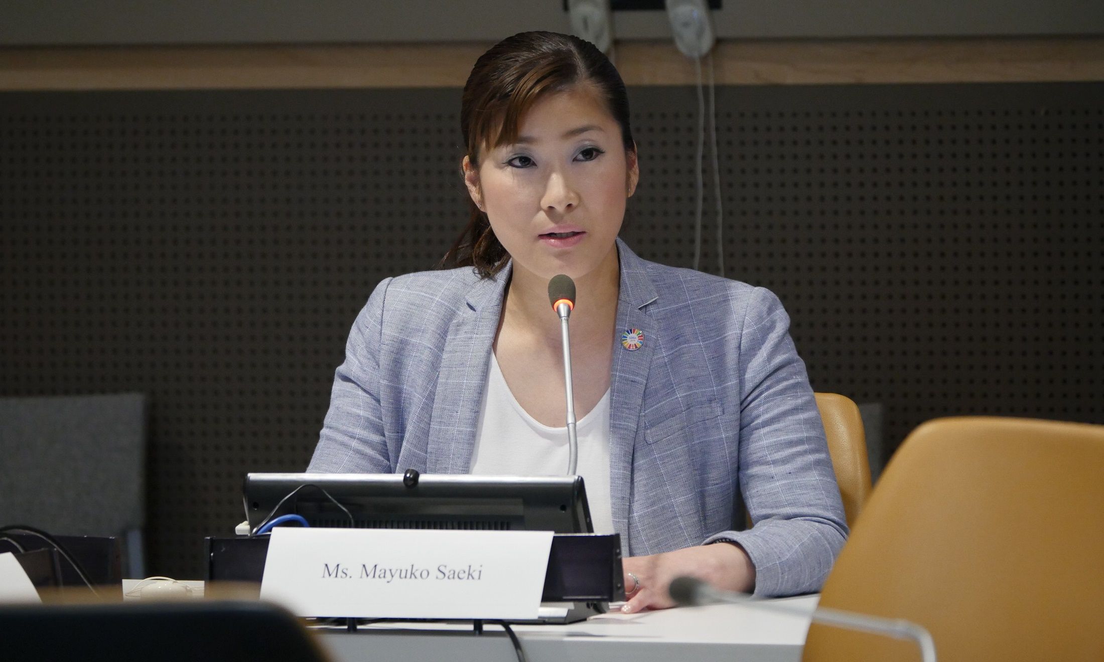 国連SDGs.推進会議でスピーチをする佐伯さん