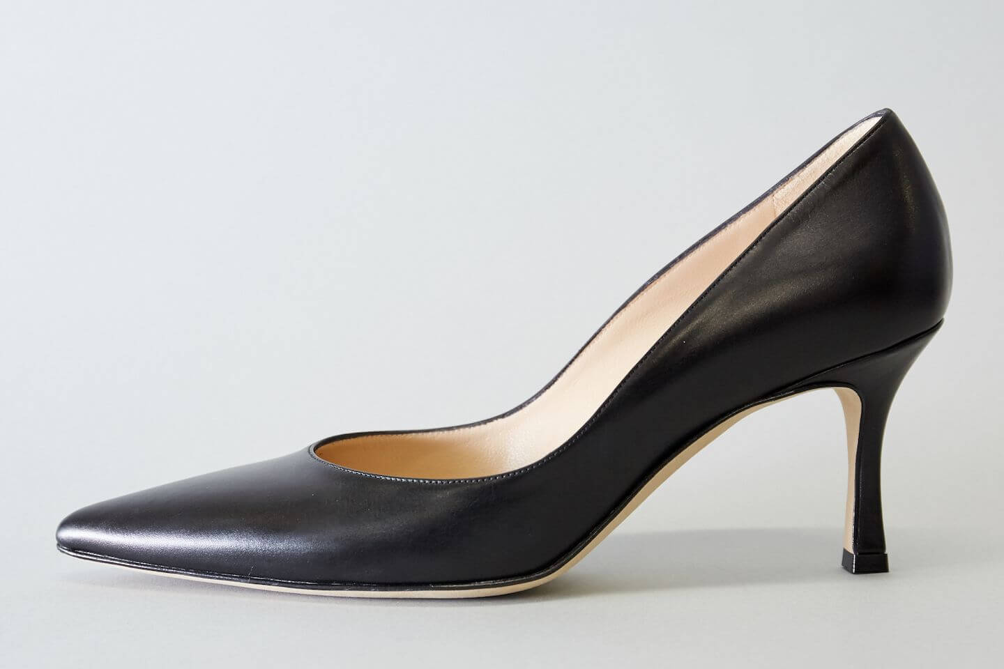 シューズ「VARENNA CALF」(7㎝) ¥99,000