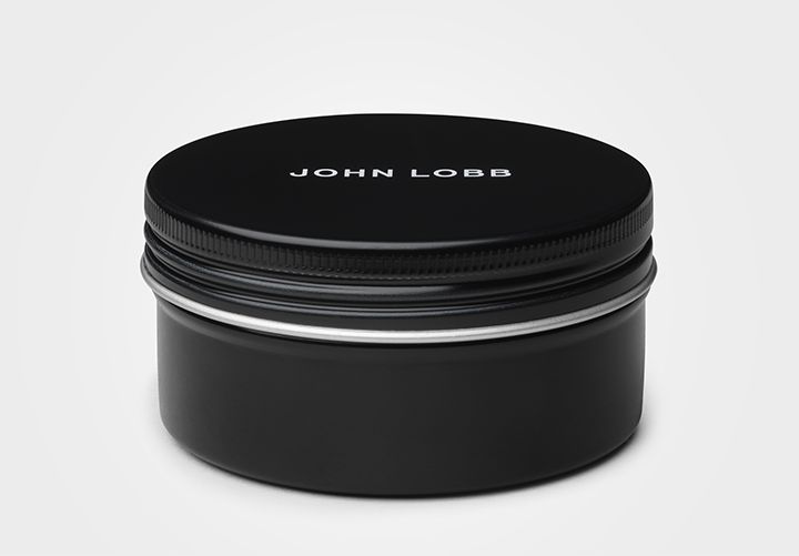 Shoe Cream(シュークリーム)¥3,996。革に栄養を与えるシュークリーム。8カラーを展開。