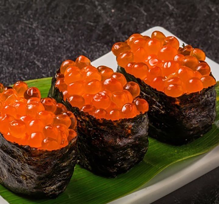 北海道浦河町の「【ふるさと納税】前浜産 銀聖いくら醤油漬(500g×1箱)」