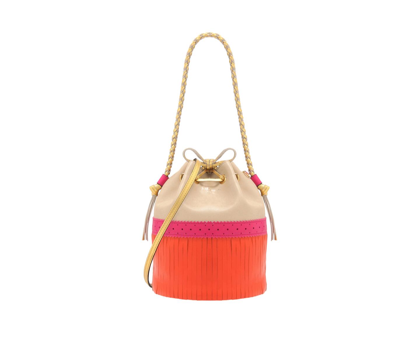 ピンク&レッドのハッピーなコントラストを楽しんで。『CARNIVAL M MANGO』¥137,000(税抜き)