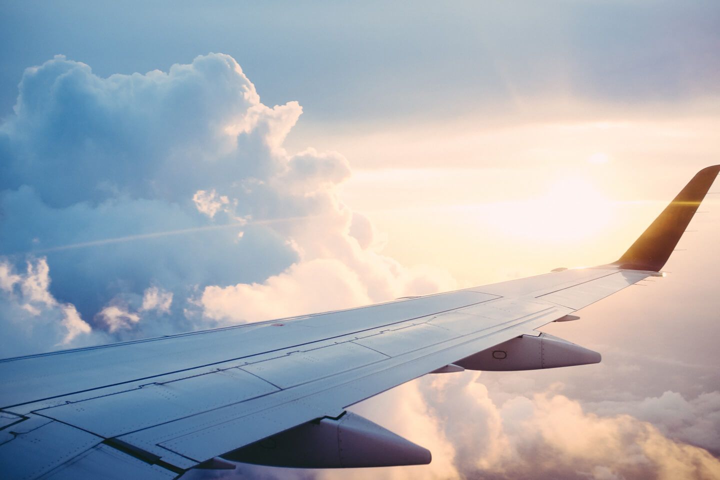 旅行中の機内マナーとは?