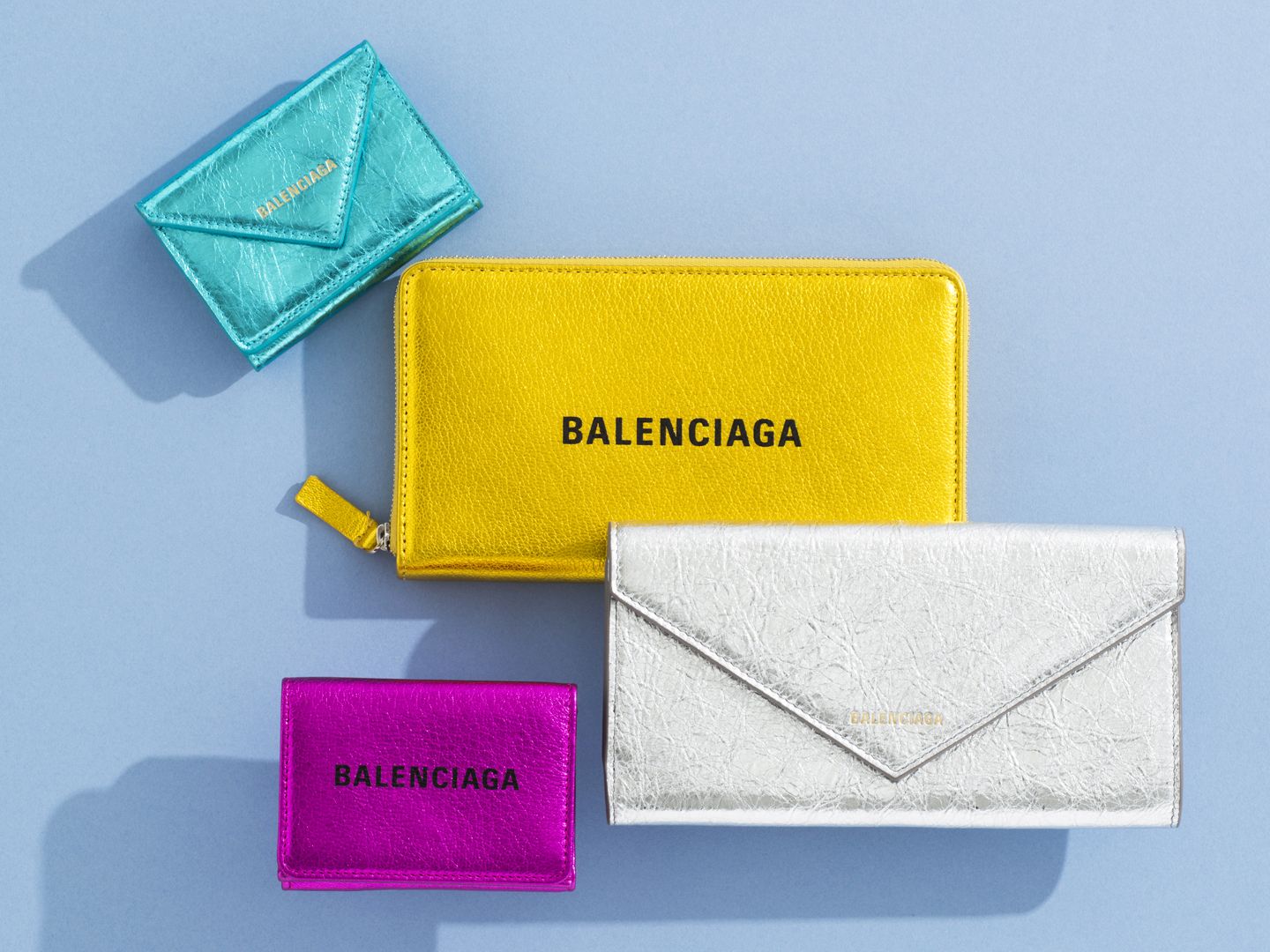 BALENCIAGA(バレンシアガ)の「EVERYDAY LOGO(エブリデイ ロゴ)」と「PAPER(ペーパー)」コレクション