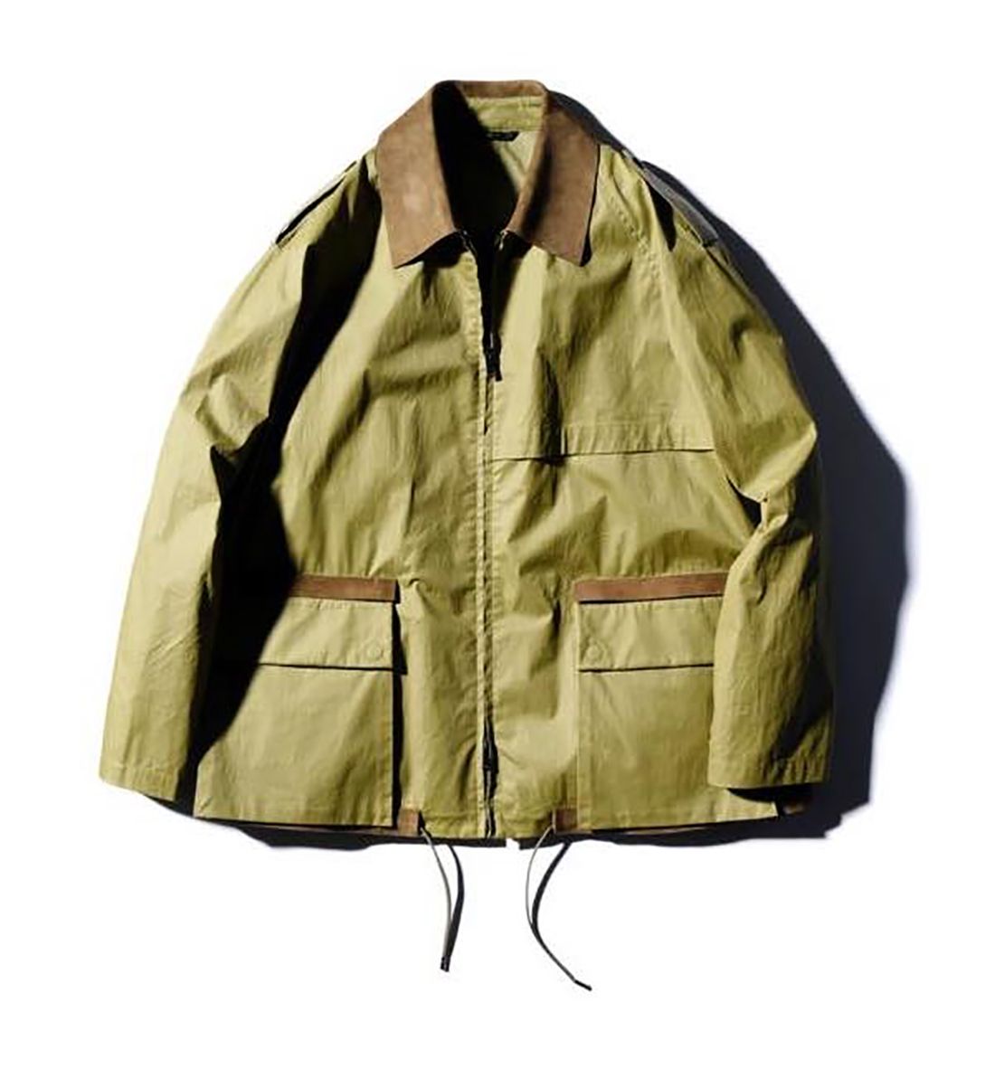 フェンディのワークジャケット¥283,000(フェンディ ジャパン)