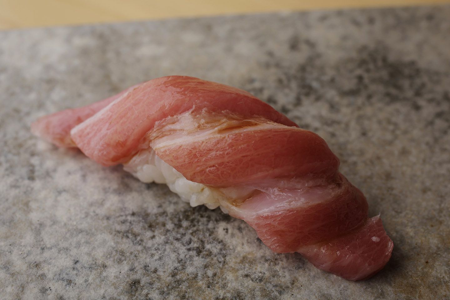 ネタによってシャリの温度を変える